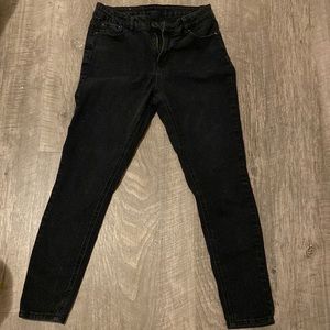 To small, Brand is Rue 21, Size 10s in solid black & High Rise Jeggings